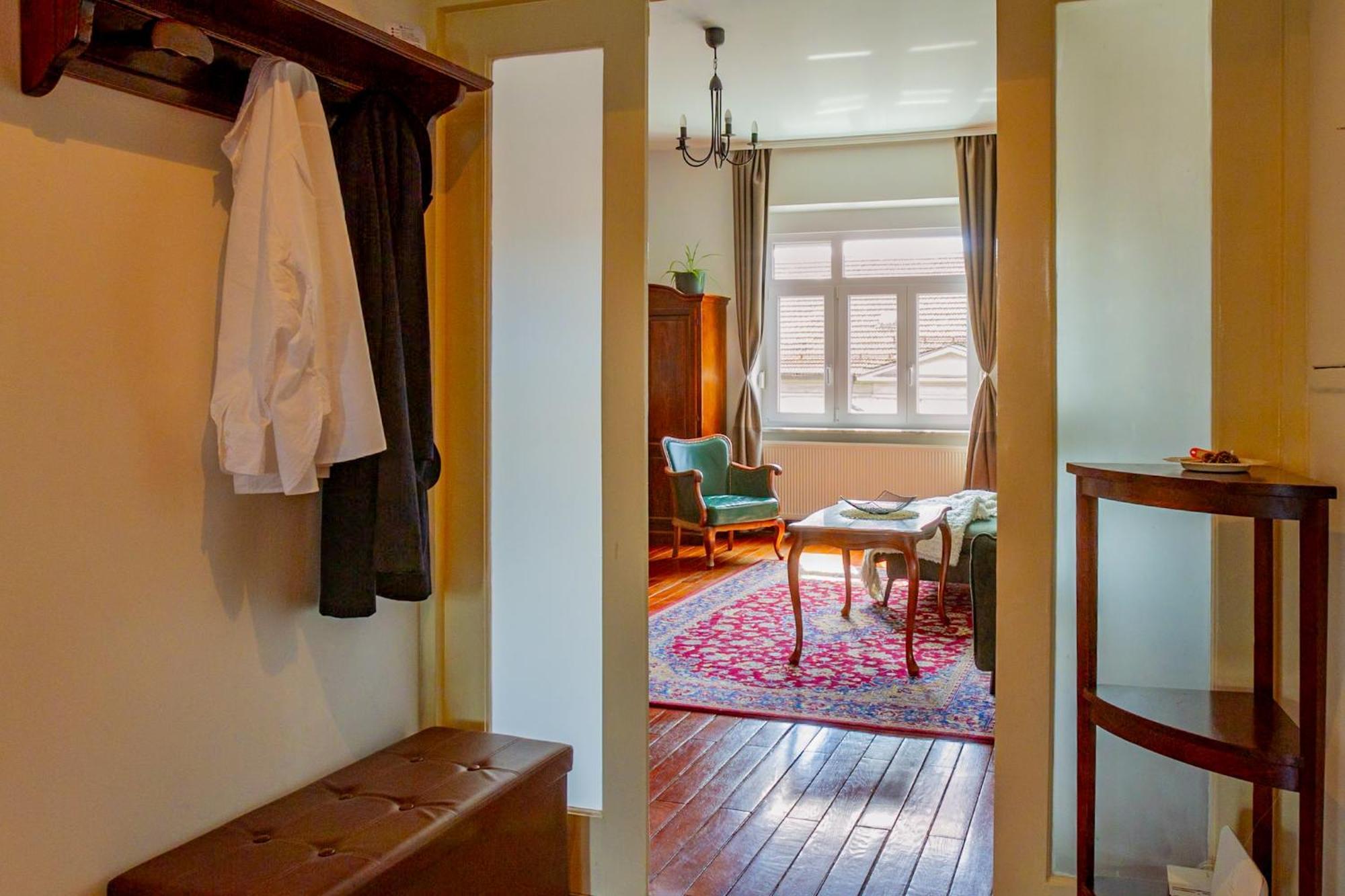 Chic Antique Dana - Zagreb Center-View Apartment Exterior foto
